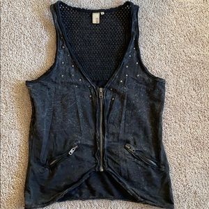 BKE zip up vest